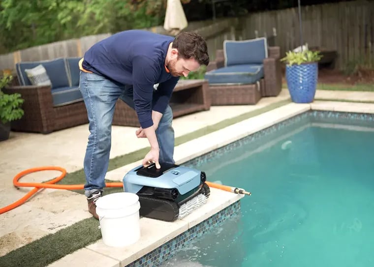 PoolPro_Rob_RoboticCleaners_01_950x679